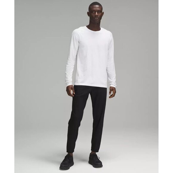 Surge Jogger Regular - Black - Picture 3 of 6